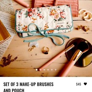 Sézane set of three makeup brushes and floral pouch